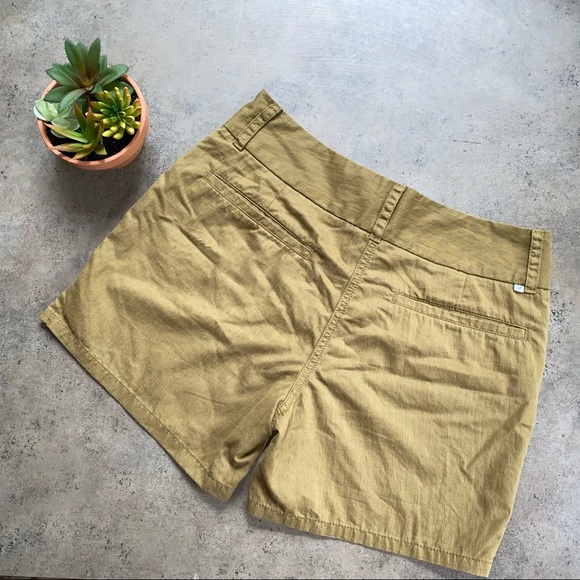 MEC Olive Green Shorts - Picture 2 of 9